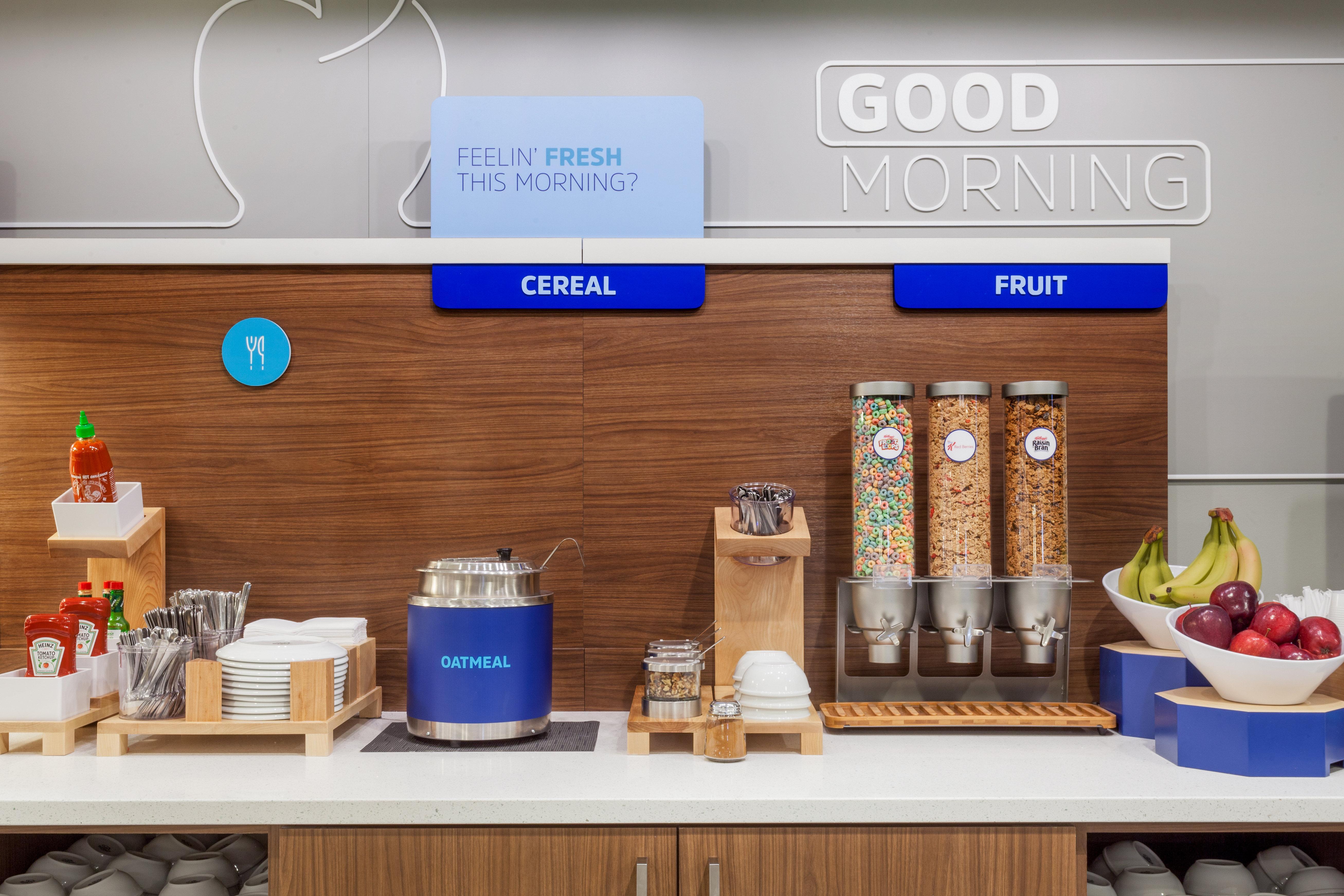 Holiday Inn Express Deforest By Ihg Exterior foto
