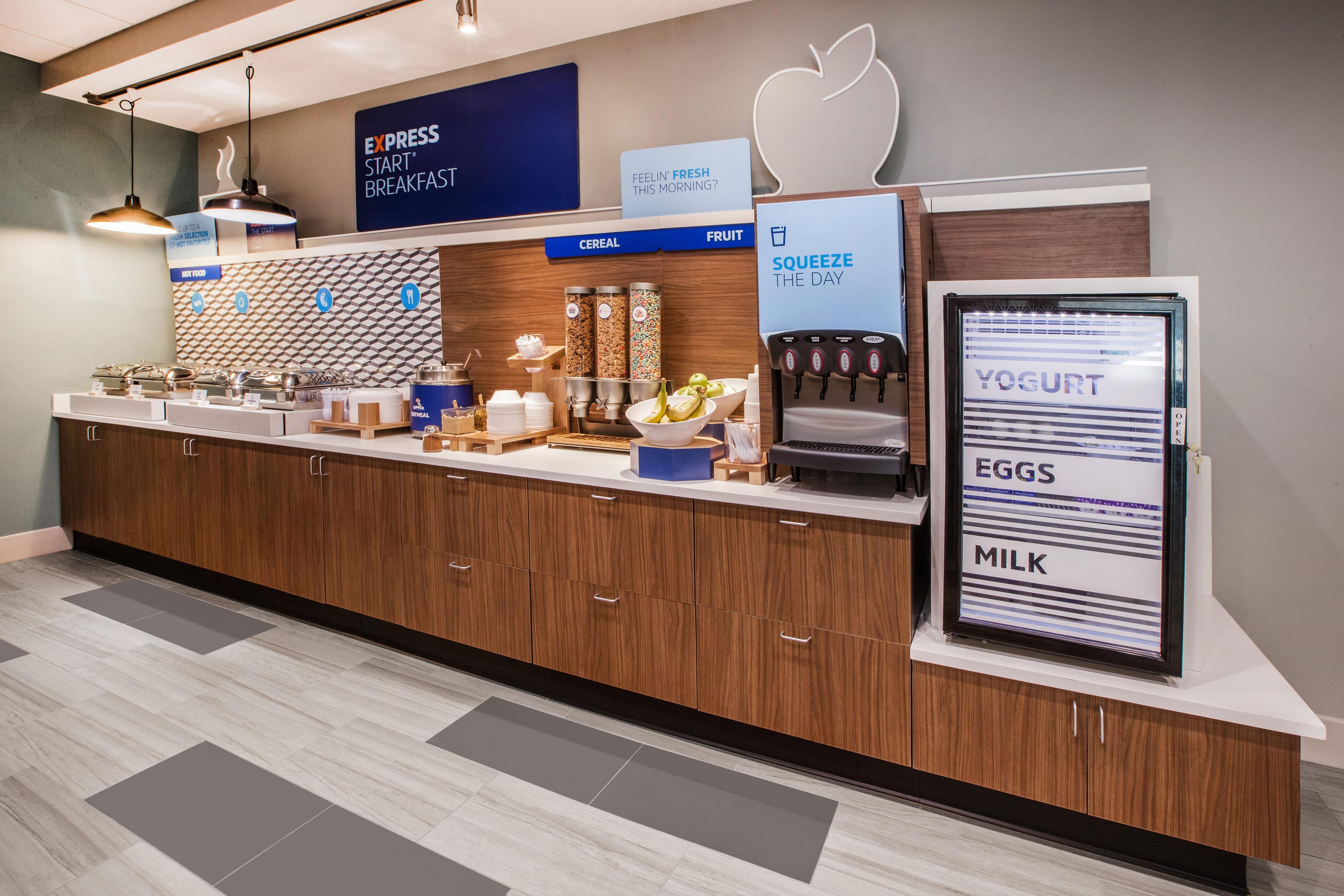 Holiday Inn Express Deforest By Ihg Exterior foto