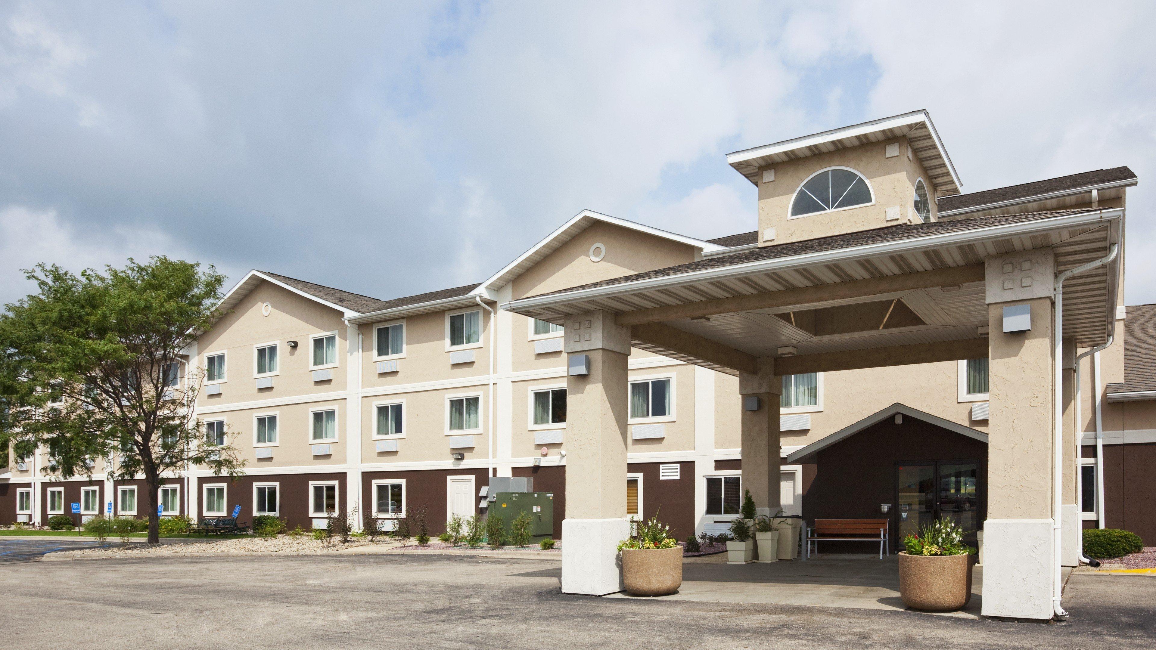Holiday Inn Express Deforest By Ihg Exterior foto